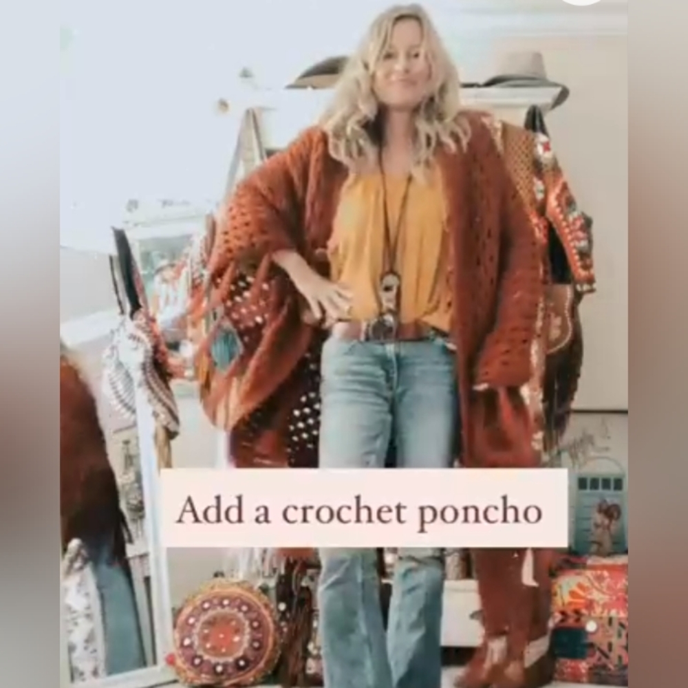 Time & True Embroidered Tunic